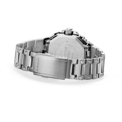 Vue arrière de la montre-bracelet GMC-B2100ADS-1AER avec bracelet fermé et fermoir portant le logo G-SHOCK.