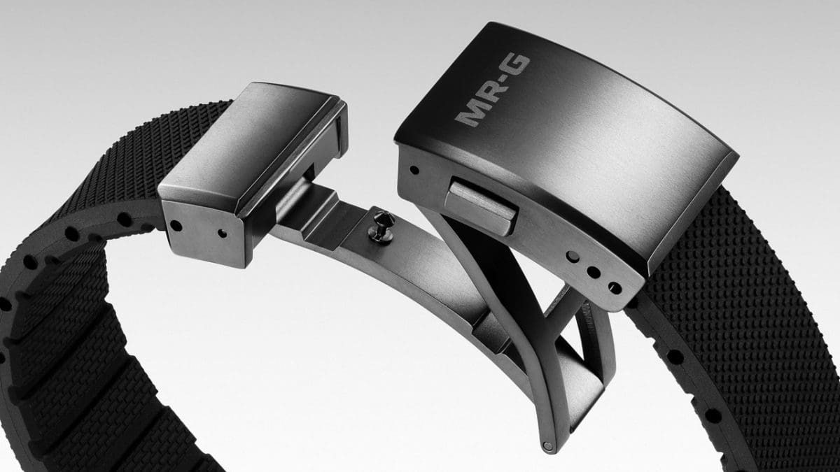 Alliage de titane du fermoir déployant triple de la montre MRG-B2100R-2A