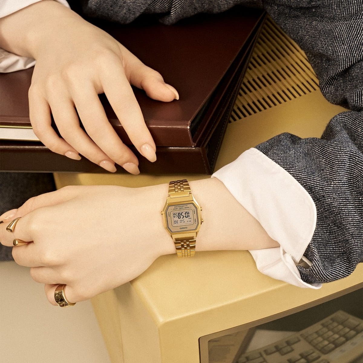 CASIO LA680WGA-9 手錶 金色 #3