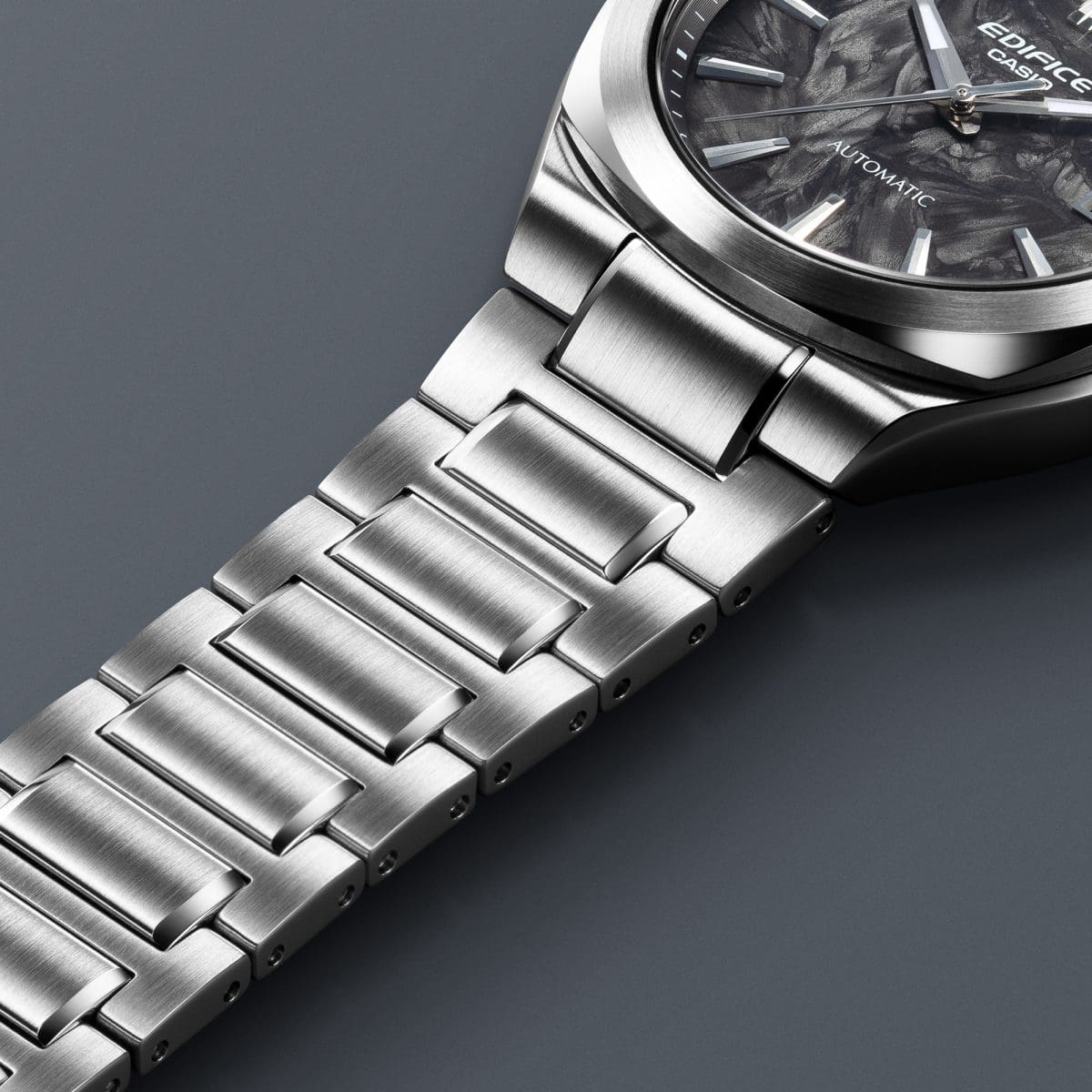 • Tali jam tangan baja tahan karat padat