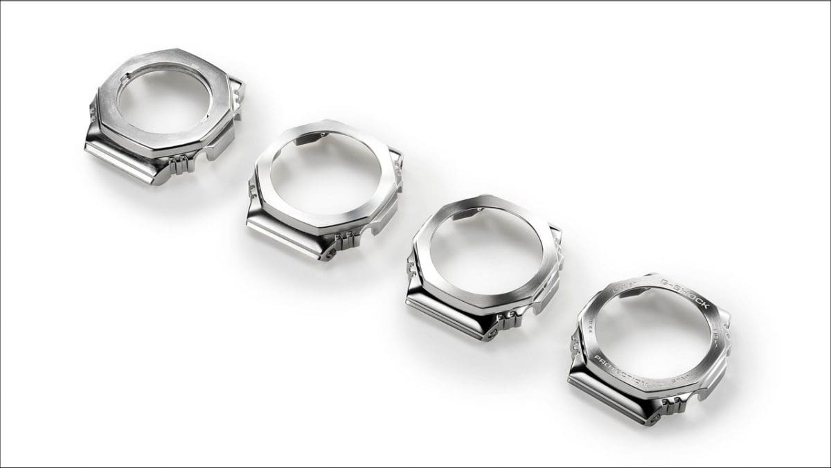 GM-2110D-4A The octagonal bezel is crafted using meticulous forging, cutting, and polishing processes, right down to the connecting portions on the underside, with separate hairline and mirror finishes applied to individual surfaces. #3