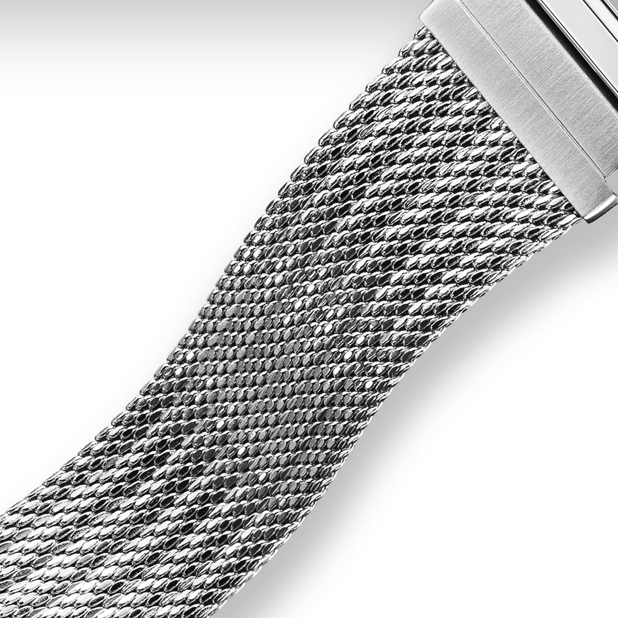 A158WEM-7 Mesh band with a classic touch