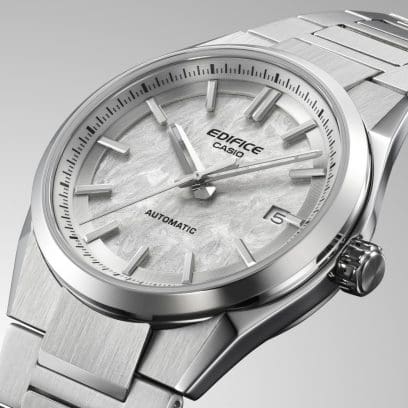 EFK-110D-7A Stainless-steel case with striking beauty of form 
