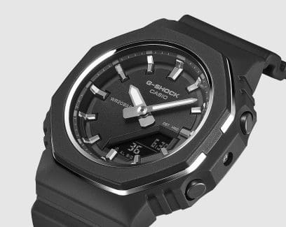 GMA-P2110-1A Refined octagonal bezel that brings subtle shine to your style * Image shows the GMA-P2110-1A 