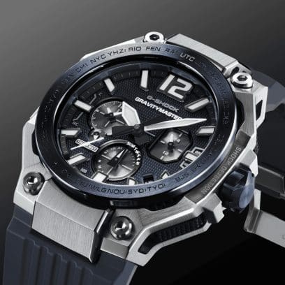GWR-B3000-1A Reliable readability: An instrument panel on the wrist
