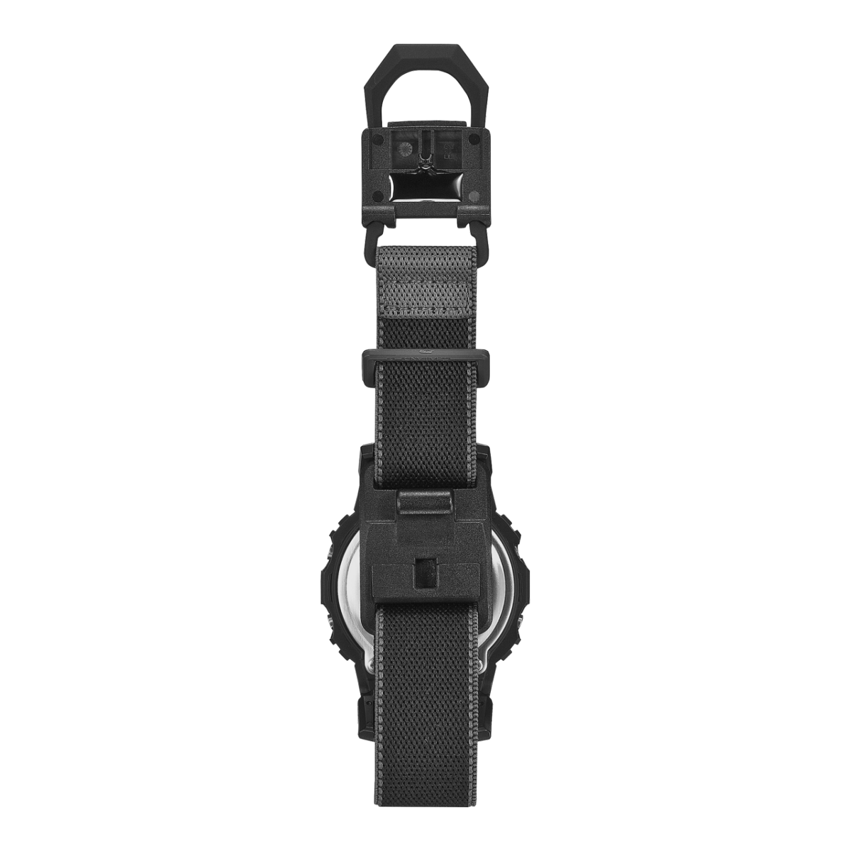 La chiusura magnetica dell'orologio digitale G-SHOCK DW-5600MNC-1ER può essere aperta e chiusa con una sola mano.