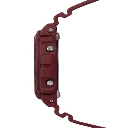 DW-6900CC25-4ER dal lato con vista dei pulsanti argentati