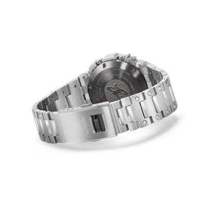 Vista posteriore dell'MRG-B5000D-1 con il bracciale chiuso. La scritta MR-G è visibile sulla chiusura