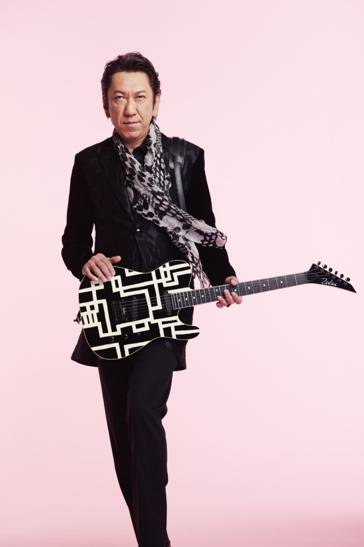 布袋寅泰氏