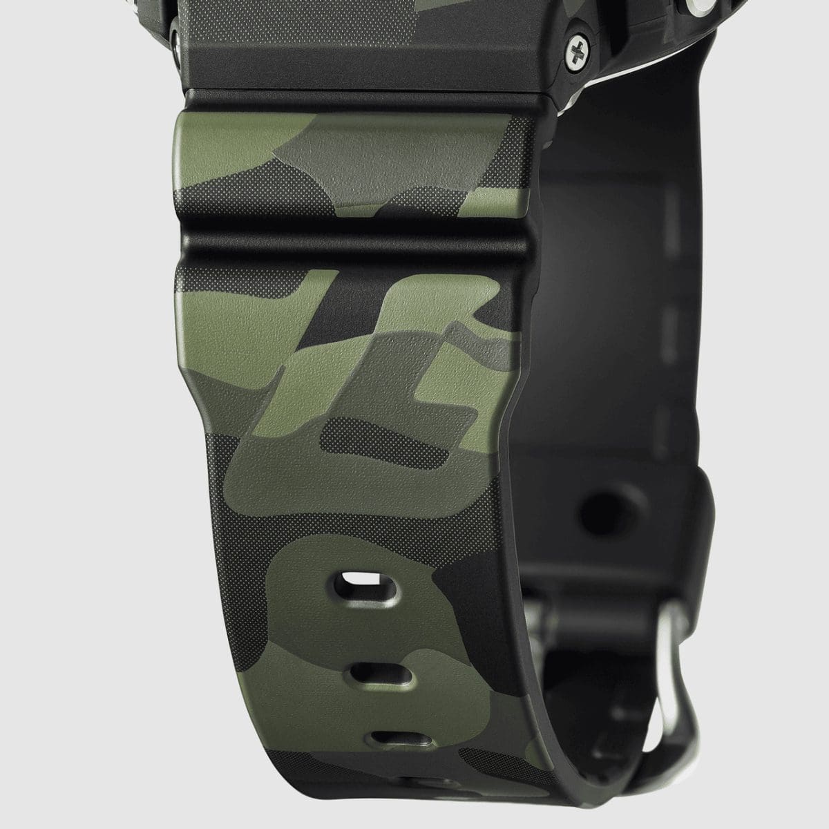 GA-V01CMG-6A G-SHOCKオリジナルのカモフラージュデザイン ※画像はDW-6900CMG-3です