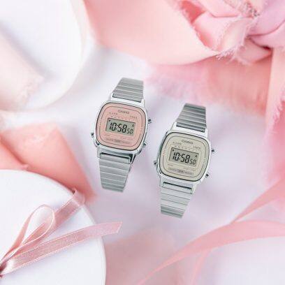 From left:  LA670WEA-4A2, LA670WEA-8A
