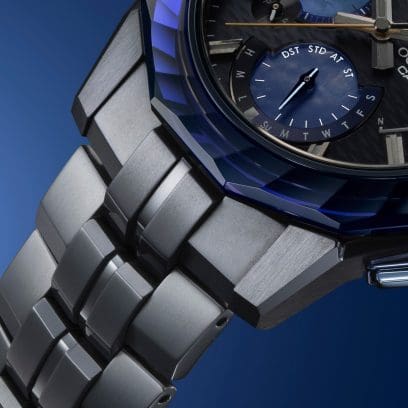 OCW-S6000AP-1A オシアナスブルー。その美しき主張と調和