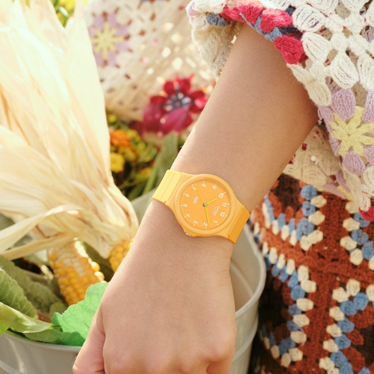 CASIO MQ-24B-9B 시계 오렌지 #2