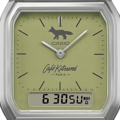 تصميم الوجه للطراز AQ-230ECK-3A: يتميز بلون أخضر فريد مستوحى من الماتشا ورمز ثعلب Café Kitsuné. #3