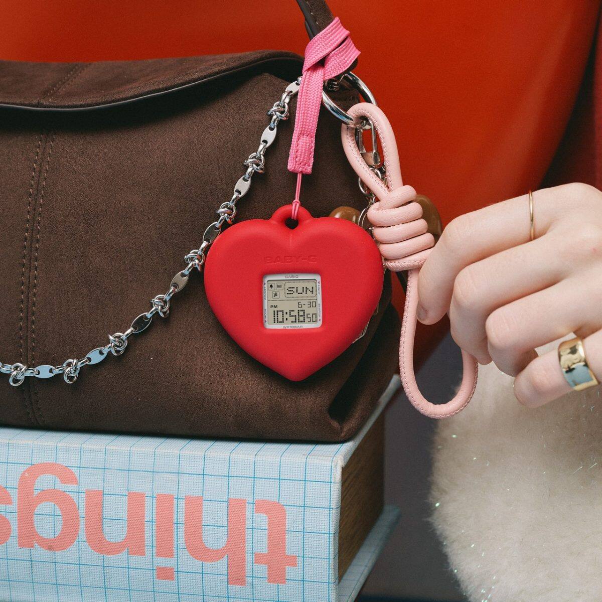 BGD-10KH-7 Special heart-shaped holder with strap #3