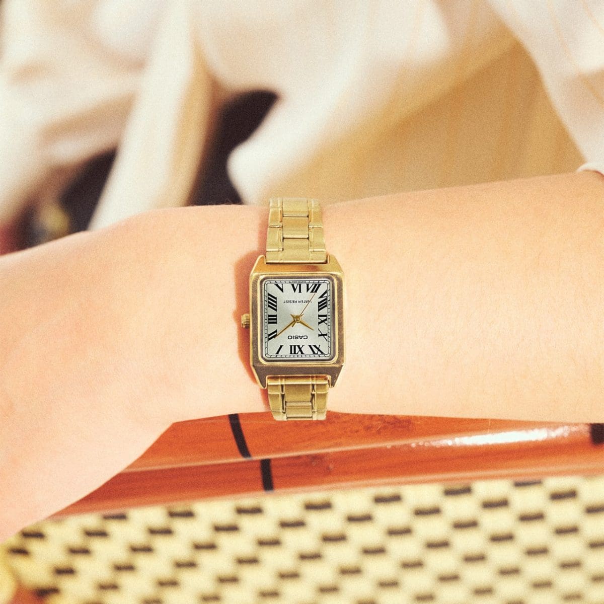 CASIO LTP-V007G-9B watch Gold #3