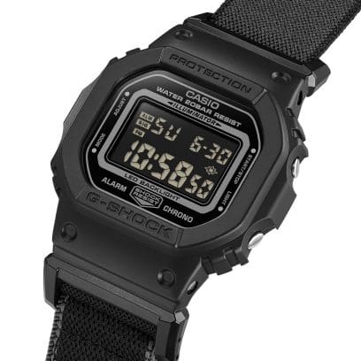 Correa G-SHOCK CASIO DW-5600MNC-1