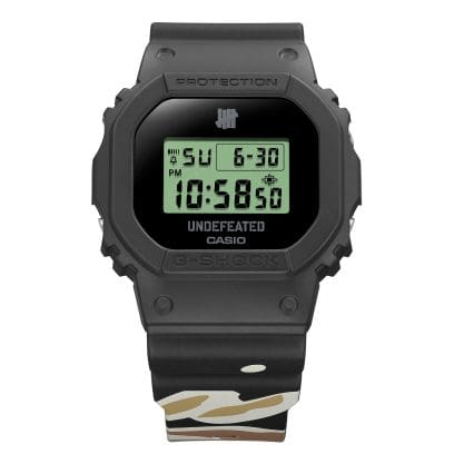 pantalla digital del Reloj G-SHOCK CASIO Undefited Collab DWE-5600UD-1