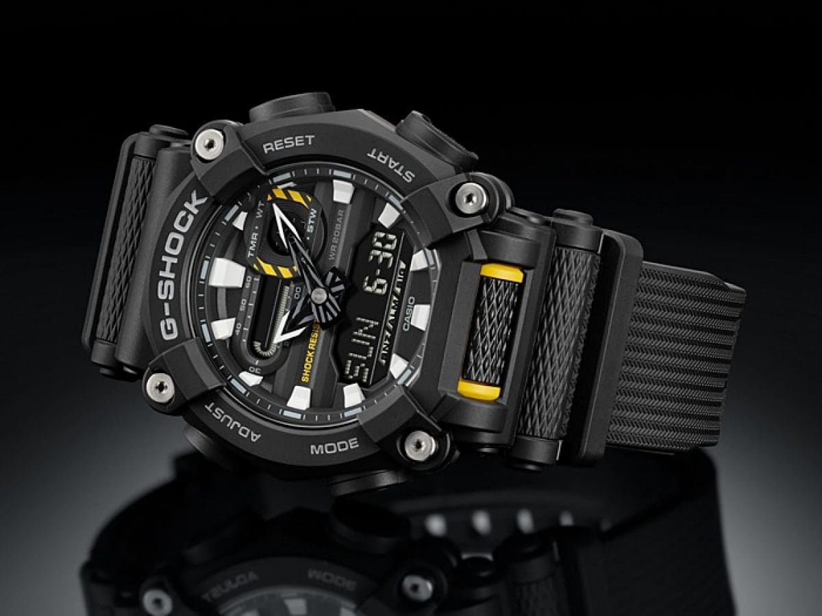 ⌚Reloj Casio G-Shock de hombre negro y esfera dorada, GA-900AG-1AER.