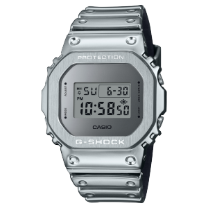 Reloj G-SHOCK  Casio Fine Metallic Series GM-5600YM-8A8 plateado