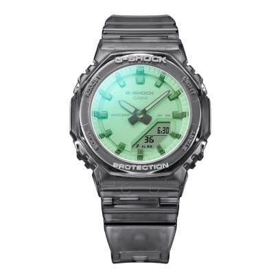GMA-P2100SR-1A: Colores veraniegos resplandecientes y bañados por el sol: Los efectos de la deposición de vapor cubren todo el cristal del reloj