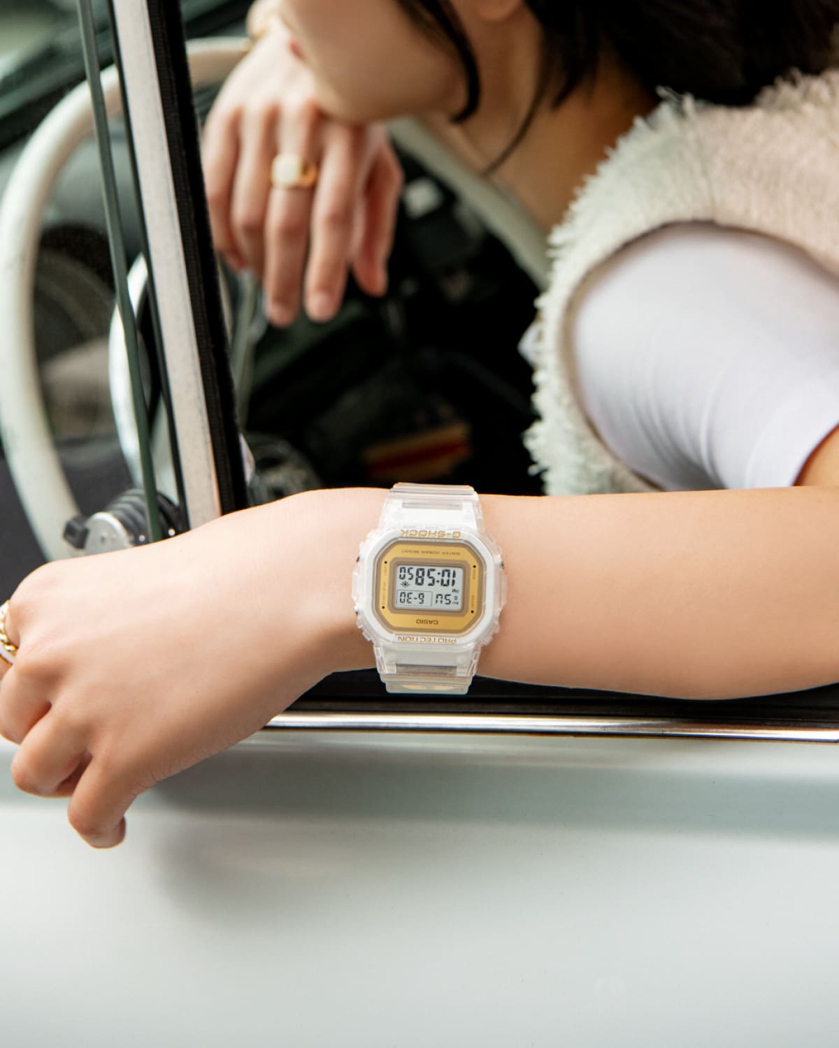 reloj CASIO G-Shock transparente GMD-S5600SG-7
