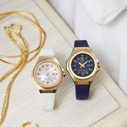 de izquierda a derecha reloj MSG-S500G-7A,  MSG-S500G-2A