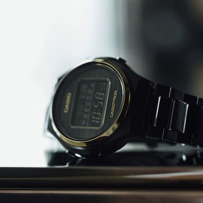 CasioTron  TRN-50ZE-1ACR negro vintage