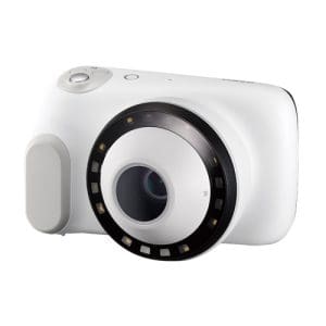 De witte dermatologische camera DZ-D100 tegen een witte achtergrond