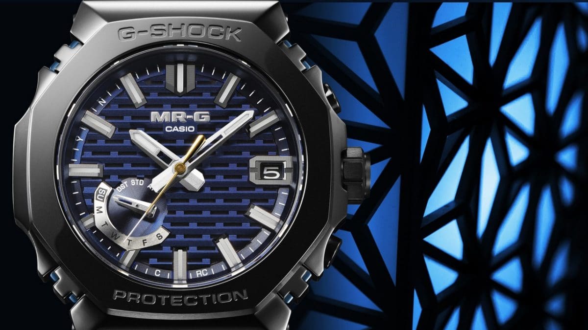 MRG-B2100R-2A Wijzerplaat met zwart en blauw patroon
