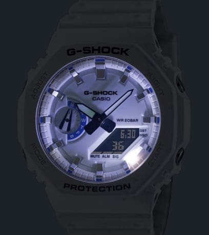 GA-2100HDS-7A LED light for maintaining watch readability in the dark