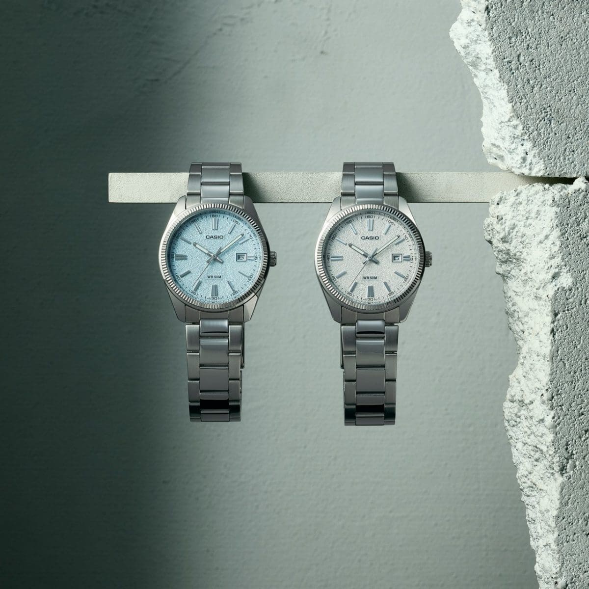 From left: MTP-1302DA-2A2V, MTP-1302DA-7AV