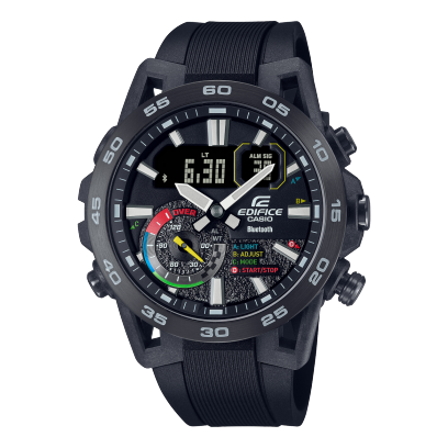O relógio de pulso EDIFICE ECB-40MP-1A com bracelete em resina preta e caixa redonda com pormenores coloridos e indicação analógica da hora e digital da data