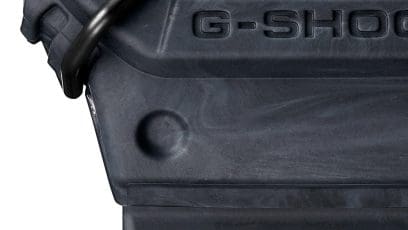 GLX-5600KB-1 Um design exterior que expressa as ondas ferozes enfrentadas pelos surfistas no desafiante mundo do surf