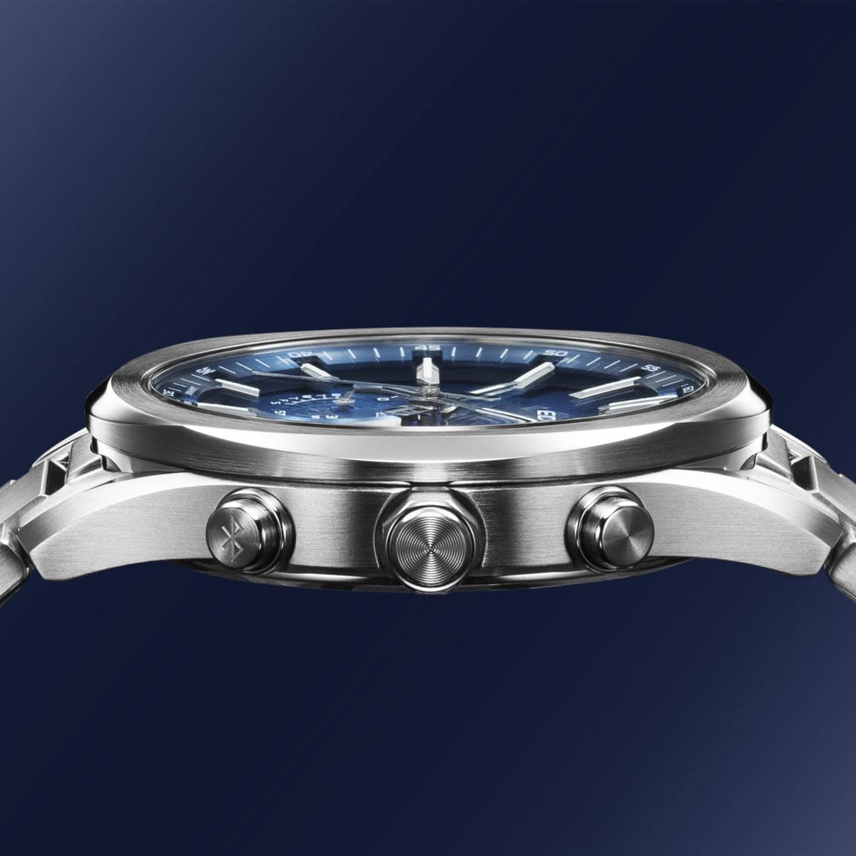 EQB-1300DC-3A Slim styling for a comfortable fit #6