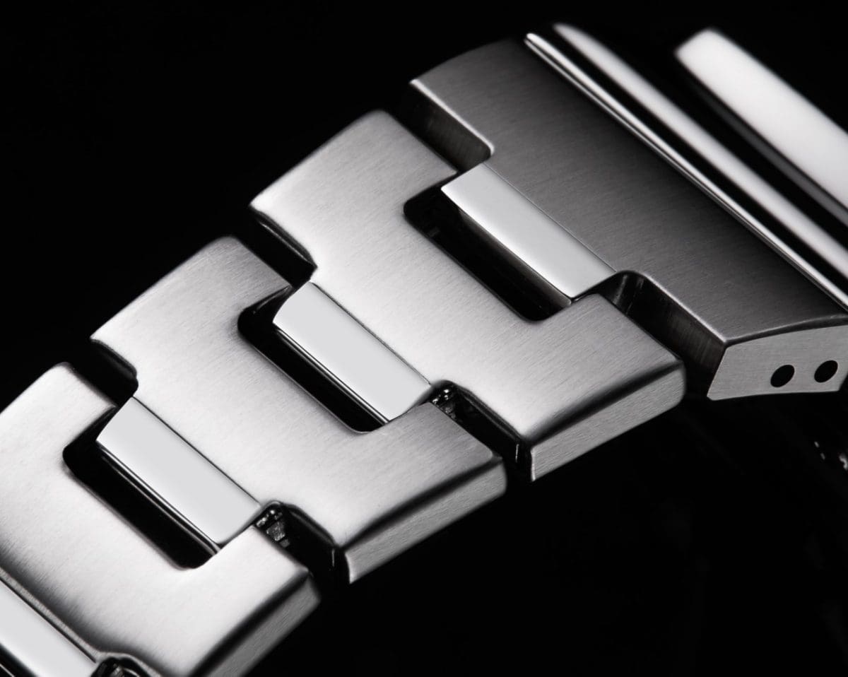 GM-2110D-3A1 Metal band: Adding further textural sophistication #5