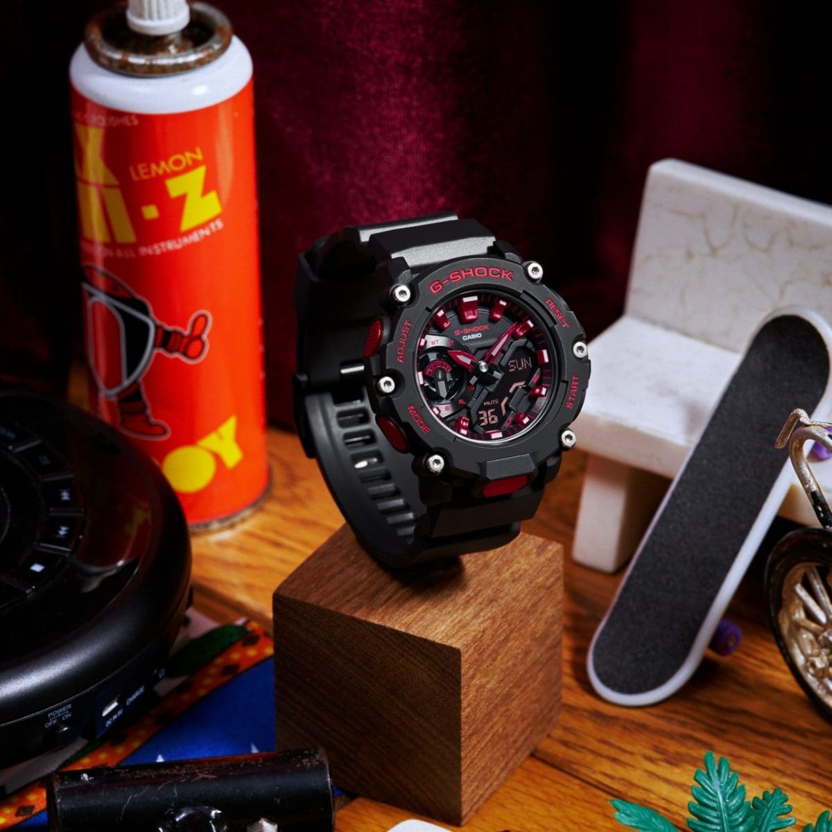 GA-2200BNR-1A | G-SHOCK อะนาล็อก-ดิจิตอล ซีรีส์ 2200 | CASIO THAILAND