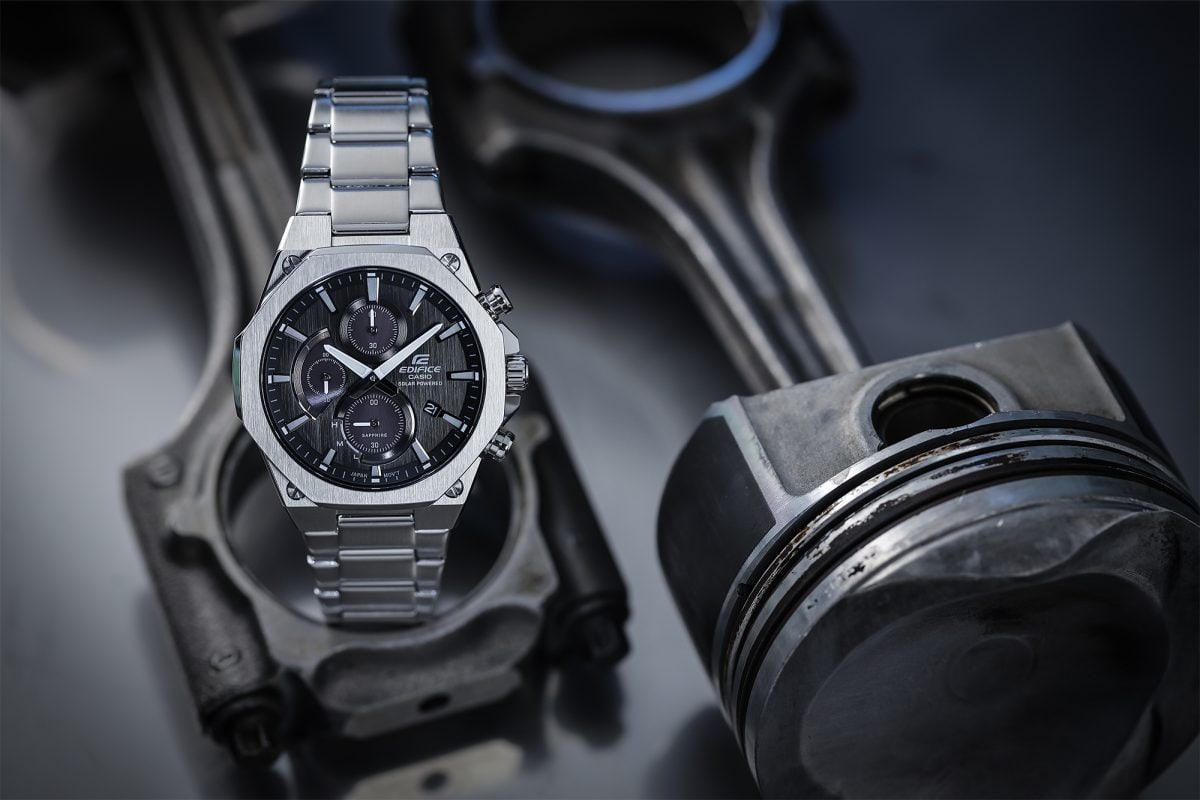 EFS-S570YD-1AJF EDIFICE シルバー EFS-S570D-1A | EDIFICE Safir Kristal ile İnce Hatlar | CASIO TURKEY
