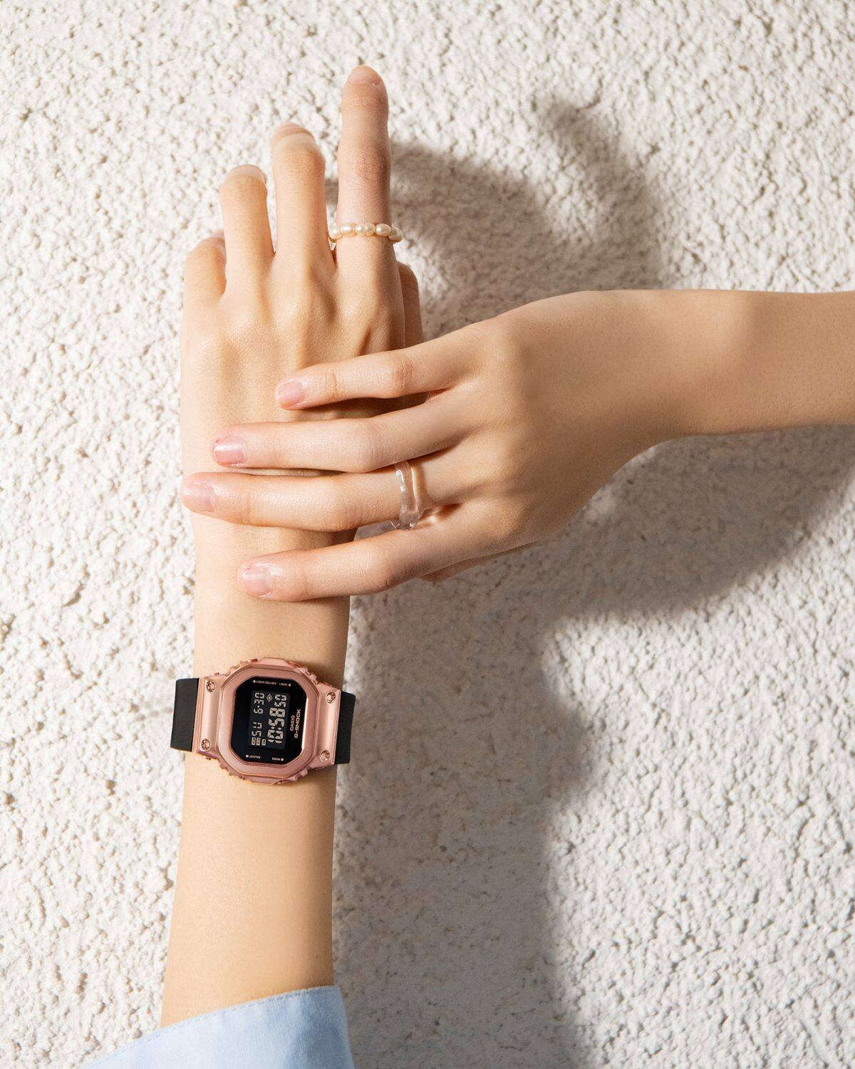 G-SHOCK ピンクゴールド ブラック 腕時計　GM-S5600PG GM-S5600PG-1 | G-SHOCK DİJİTAL GM-S5600 SERİSİ | CASIO TURKEY