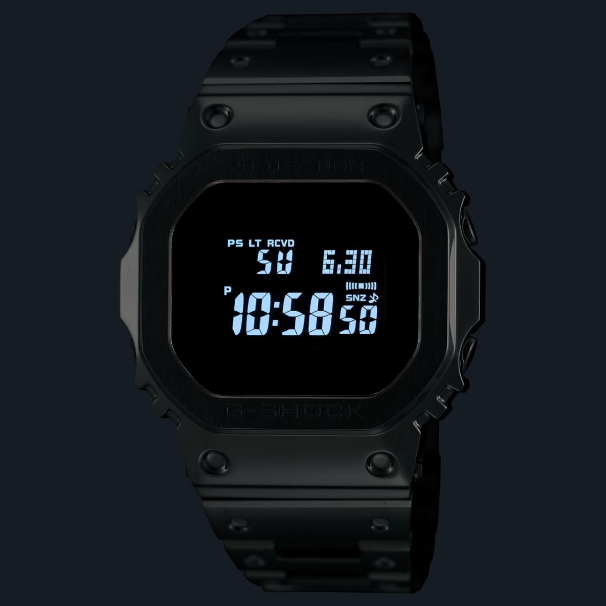 Forged bezel and case　GMW-B5000D-2