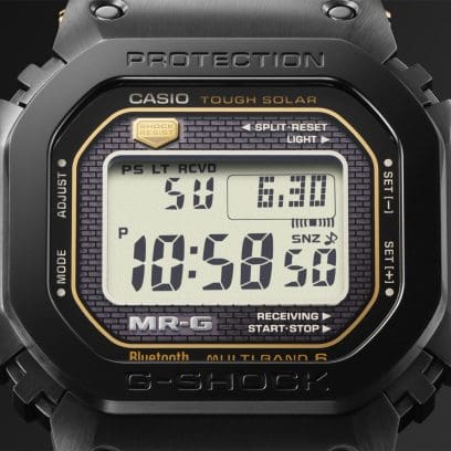 MRG-B5000R-1 Black and gold accents inherited from the original lineup