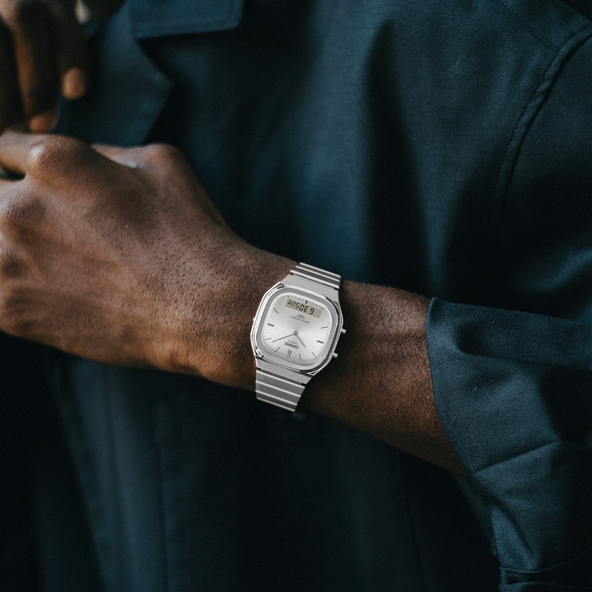 AQ-240E-7A | Vintage Silver Watch with Dual Time | CASIO