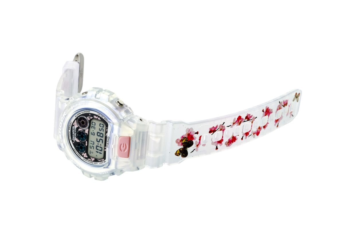 DW6900ASSC25-7 | G-SHOCK DIGITAL White | CASIO