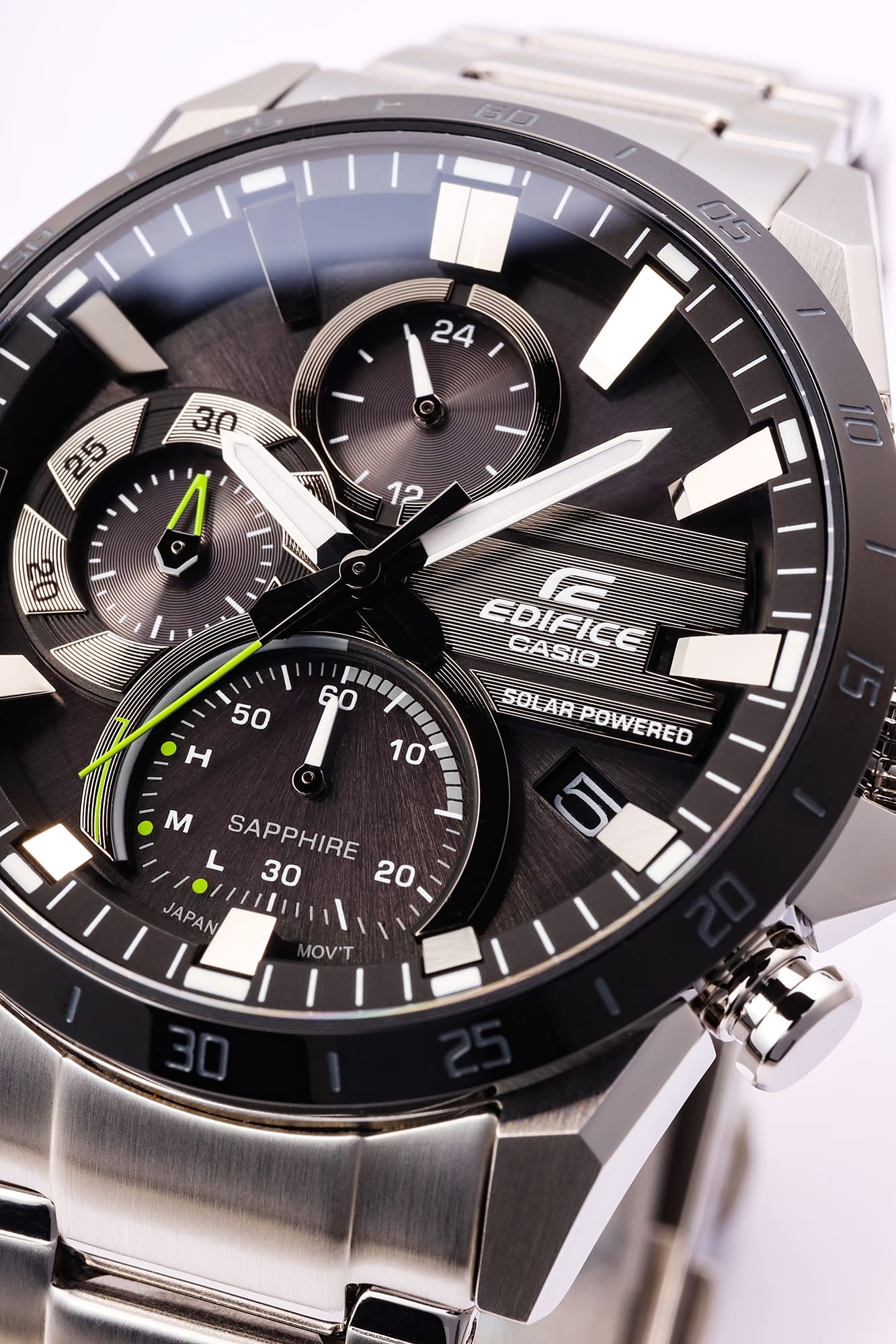 EQS940DB-1AV | EDIFICE Solar Powered Chronograph Black | CASIO