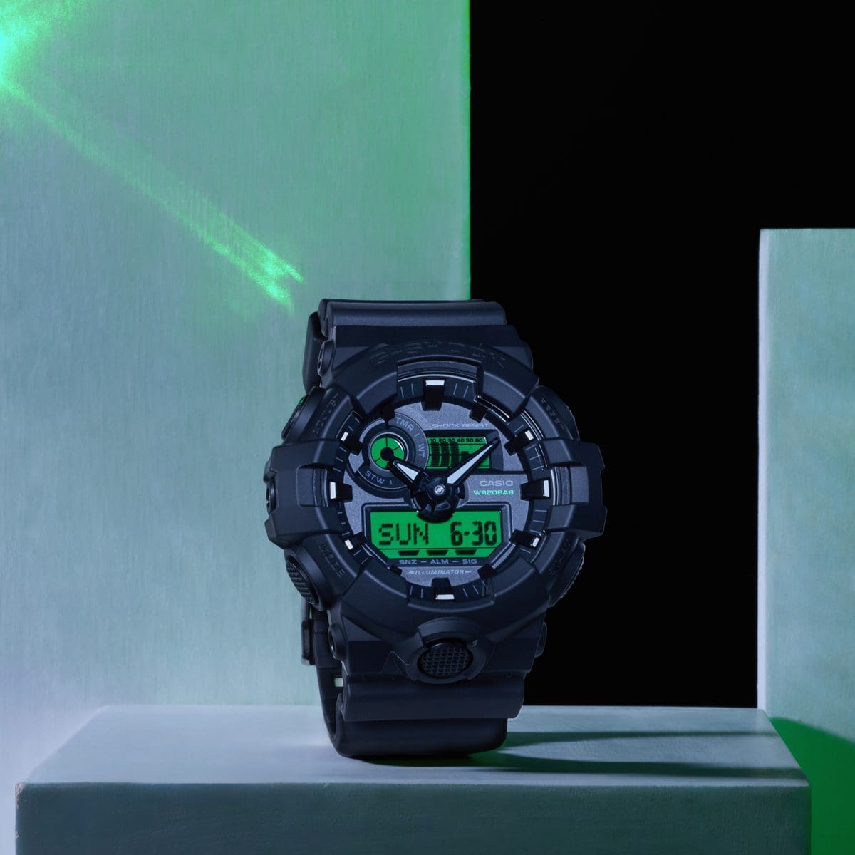 GA700BEG-1A | G-SHOCK ANALOG-DIGITAL Black | CASIO