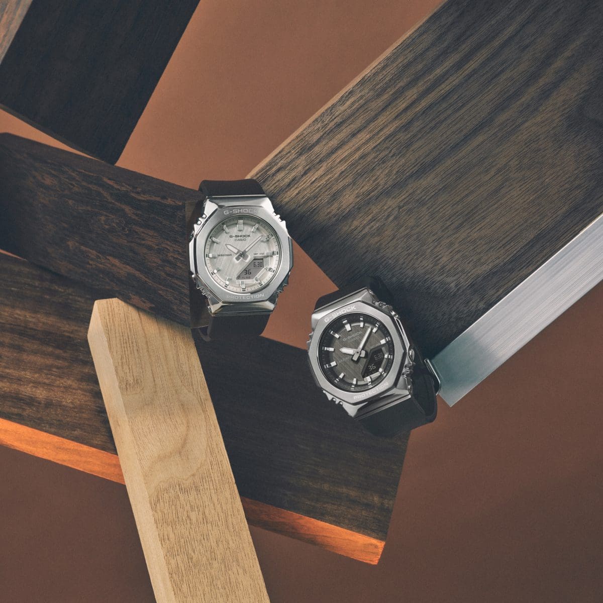 GMS2110-1A1 | G-SHOCK ANALOG-DIGITAL Silver | CASIO