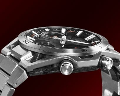 ECB-2300D-1A có thiết kế tập trung vào sự thoải mái để bạn đeo vừa vặn tuyệt vời 