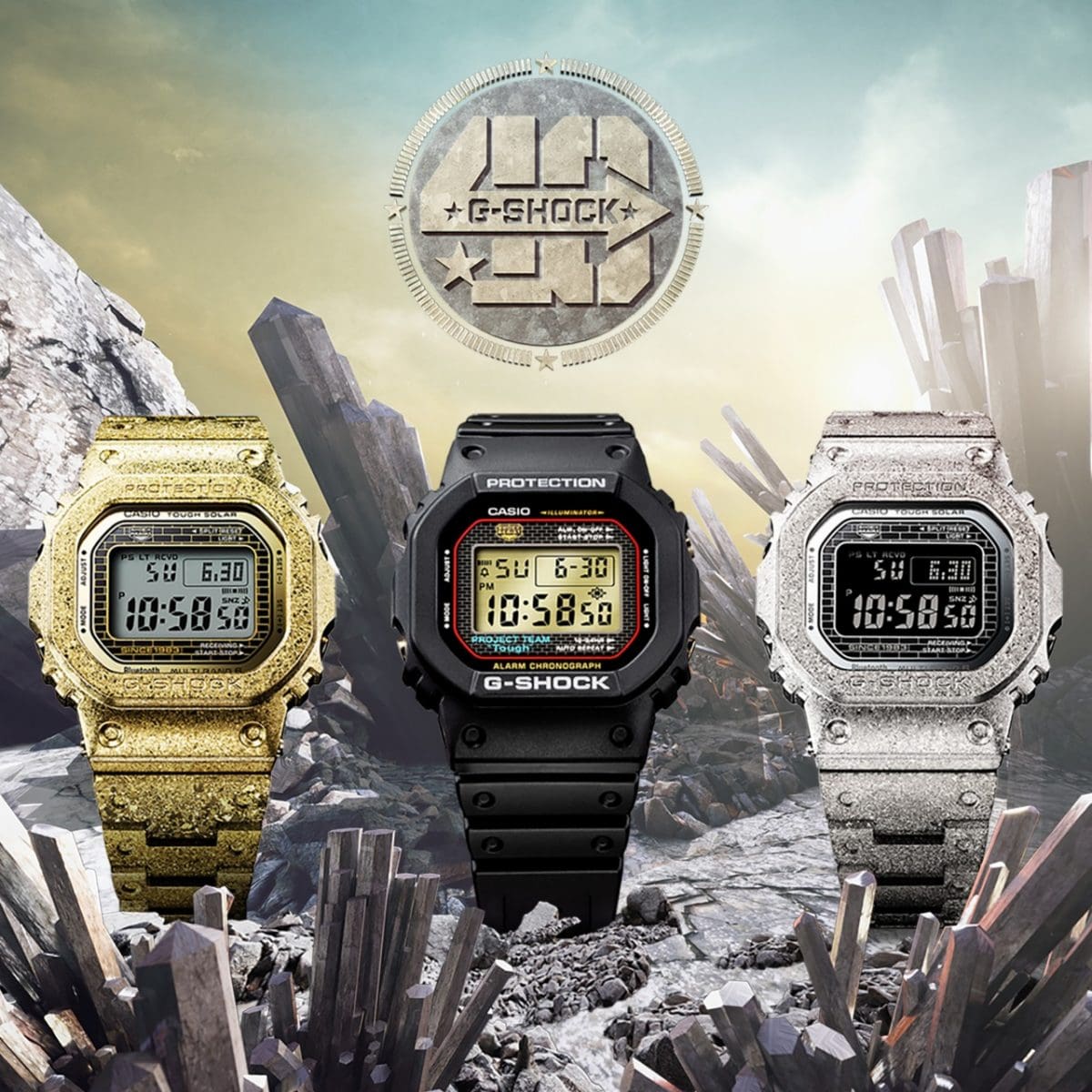 Kỷ niệm 40 năm G-SHOCK TÁI KẾT TINH  Từ trái sang: GMW-B5000PG-9, DW-5040PG-1, GMW-B5000PS-1