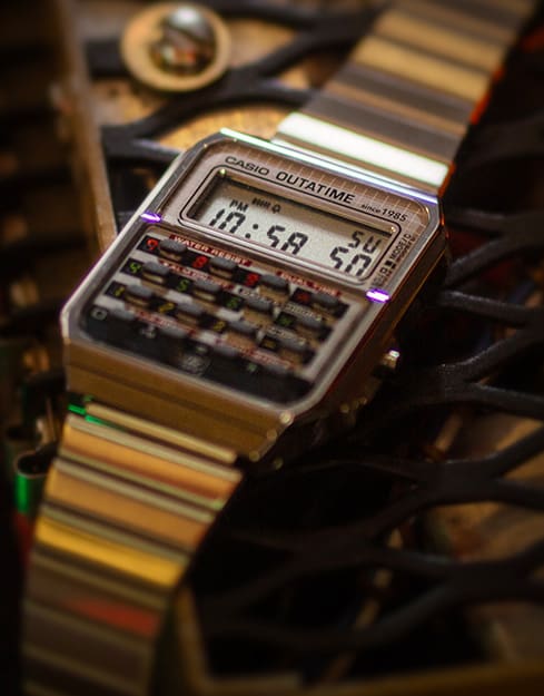 صورة لساعة CA-500WEBF-1A من إحدى الزوايا