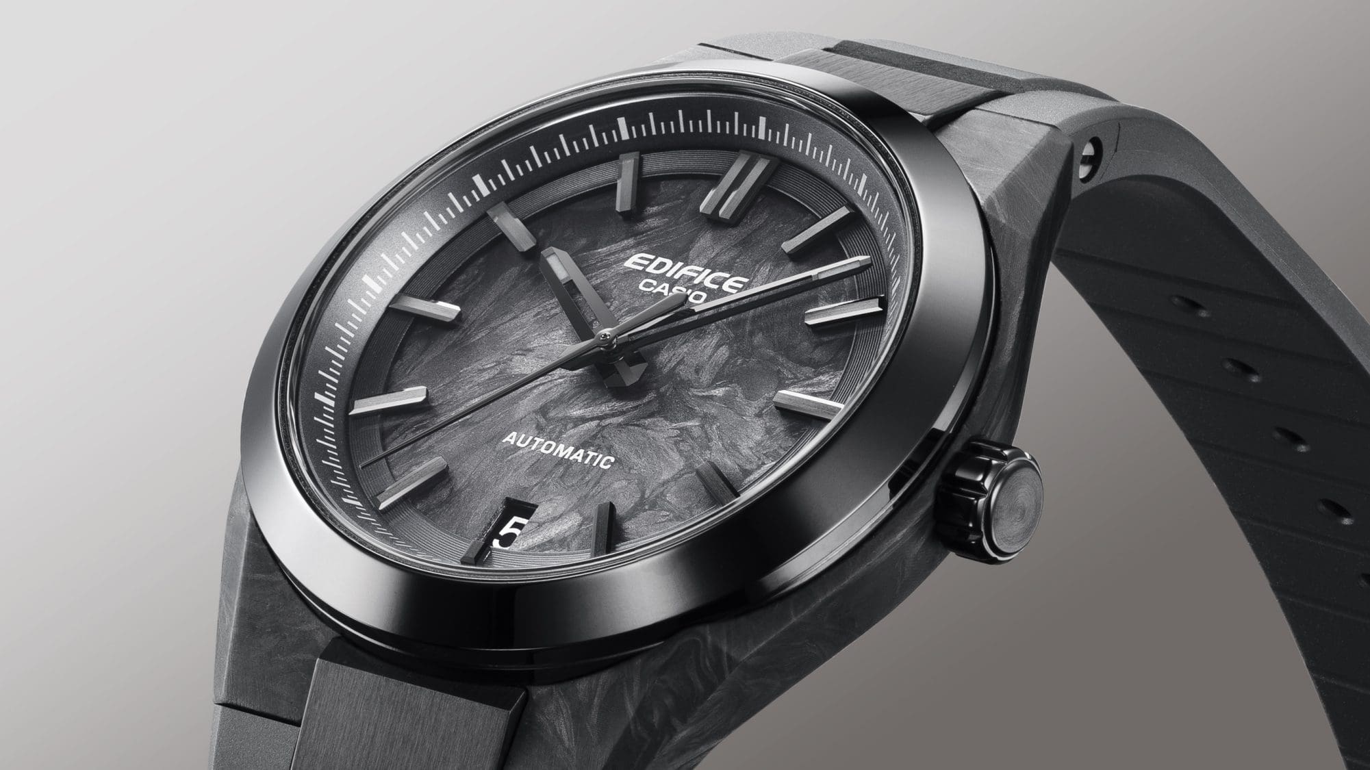 Forged carbon: Sporty, functional beauty EFK-100XPB